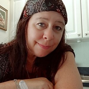 Meet your Posher, Joyce